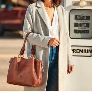 Dooney & Bourke Florentine Large Zip Barlow